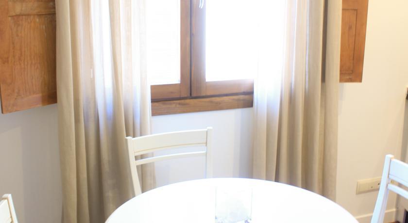 Casa Urbana Suites Toledo Rum bild
